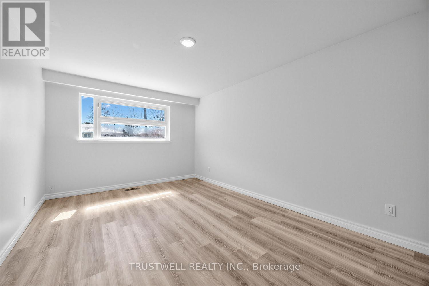 253 CATALINA DRIVE - 12