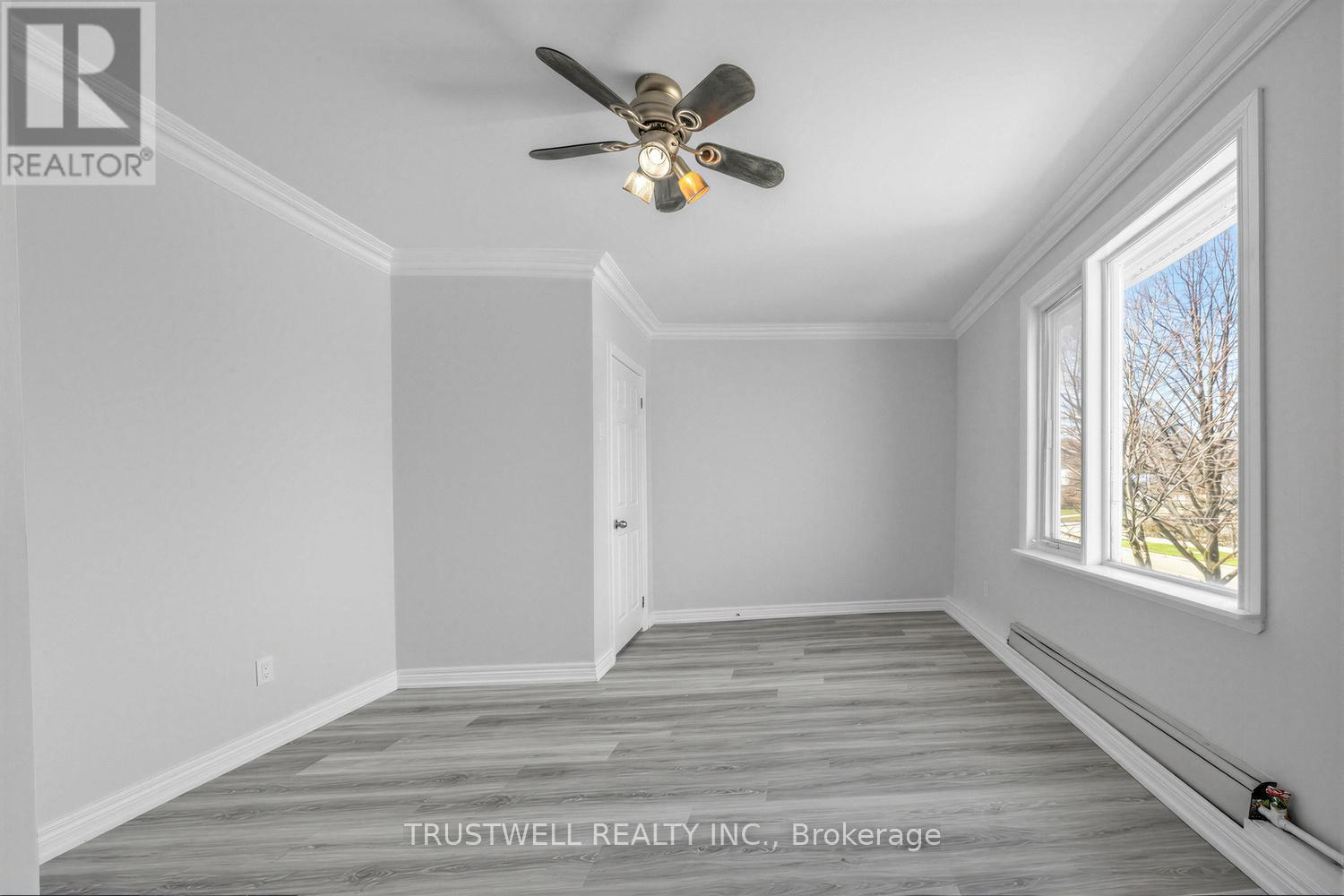253 CATALINA DRIVE - 21