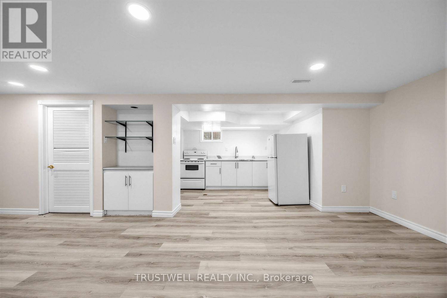 253 CATALINA DRIVE - 28