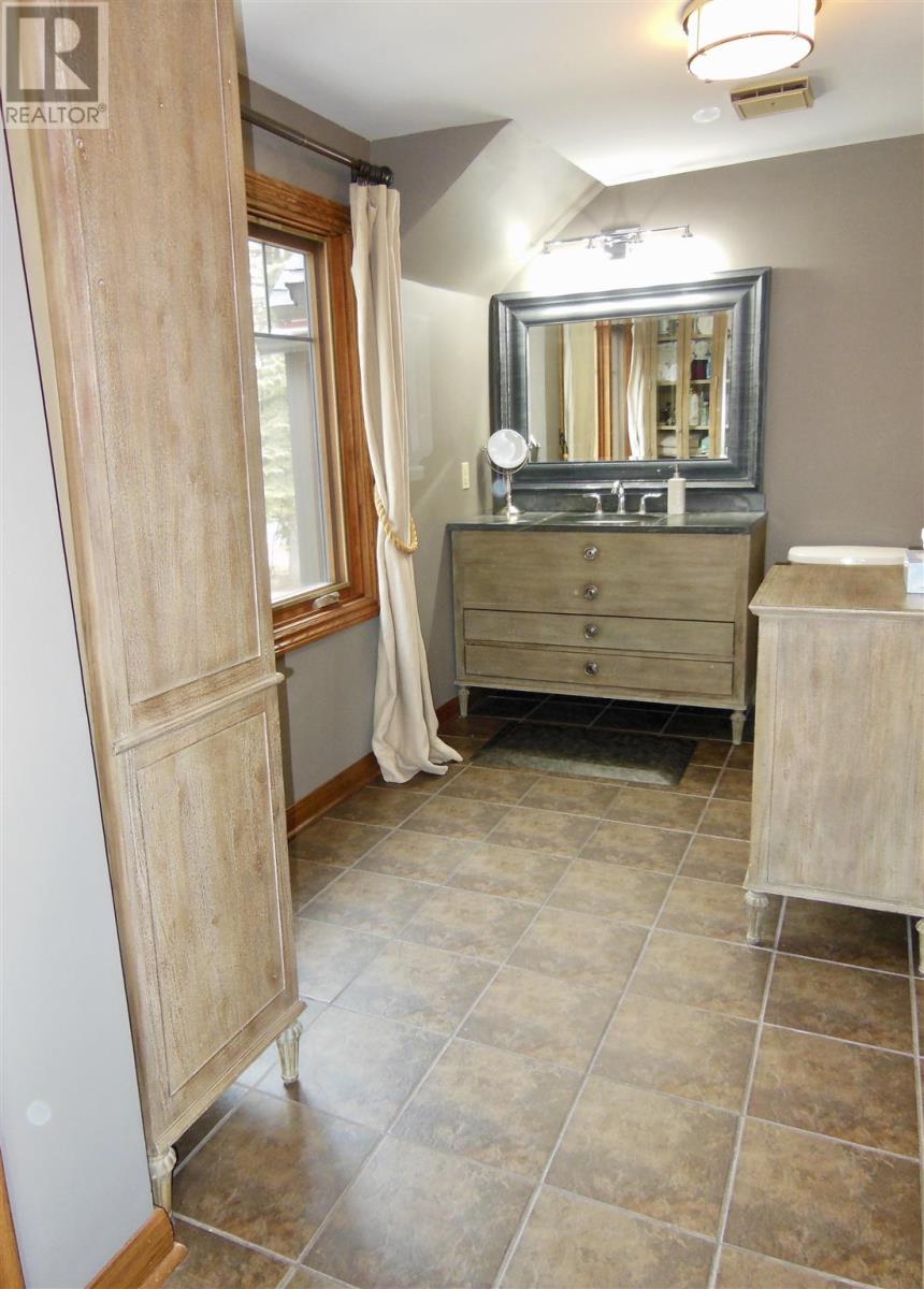 471 MacDonald AVE, Sault Ste Marie, Ontario, P6B1H8 — Photo 36