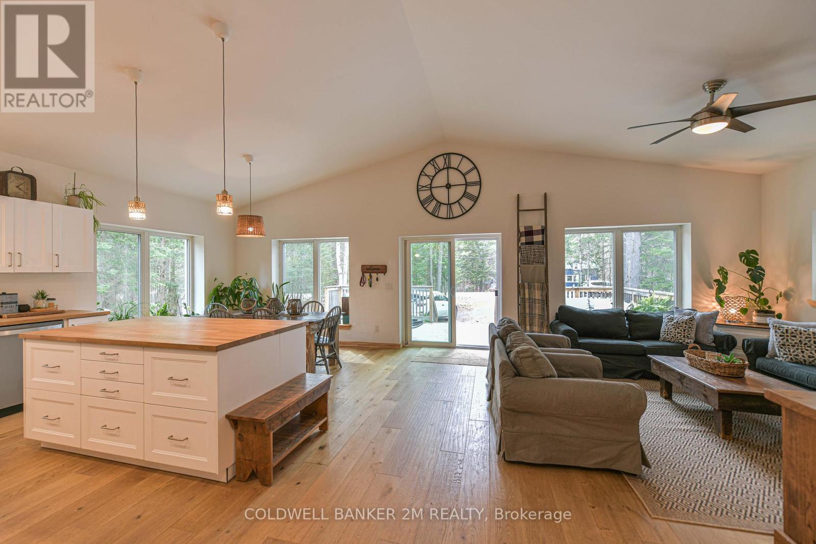 2776 MUSKOKA RD. 117 ROAD S - 22