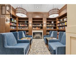 402 - 460 William Graham Drive, Aurora, ON L4G1X9 Photo 32
