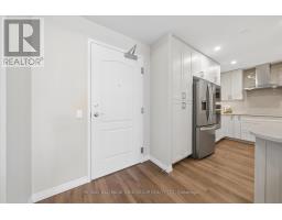 402 - 460 William Graham Drive, Aurora, ON L4G1X9 Photo 6