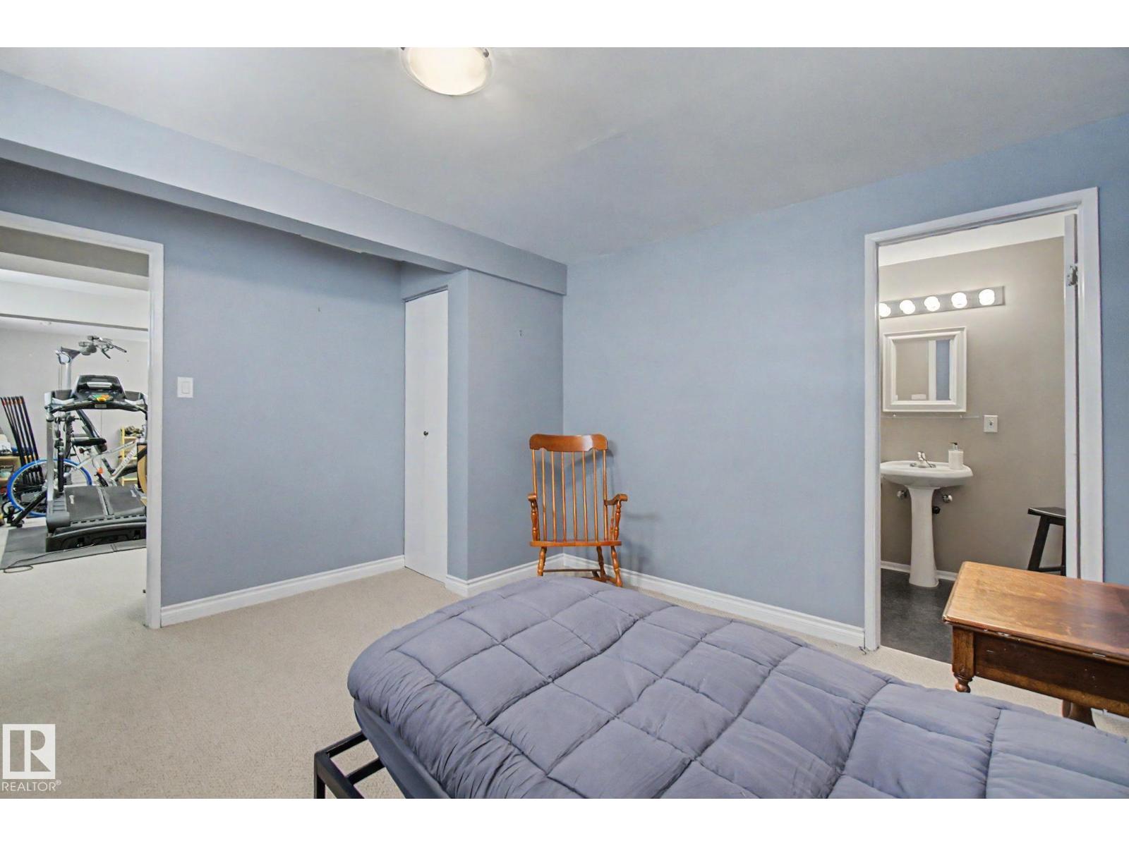 42 WOODLAKE RD, Sherwood Park