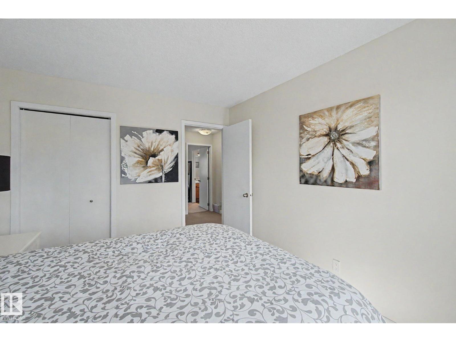 42 WOODLAKE RD, Sherwood Park