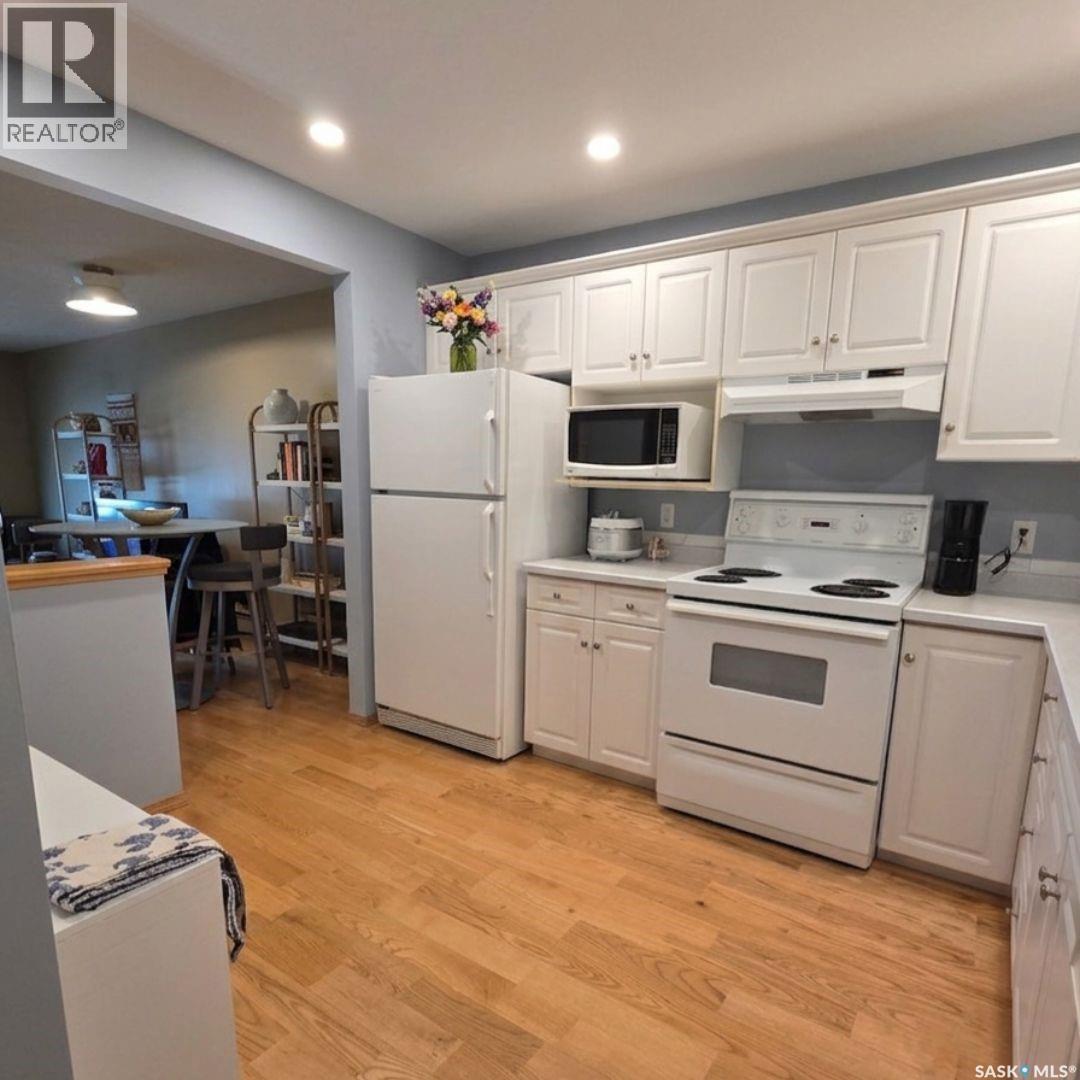 #205 2244 SMITH STREET - Image 3