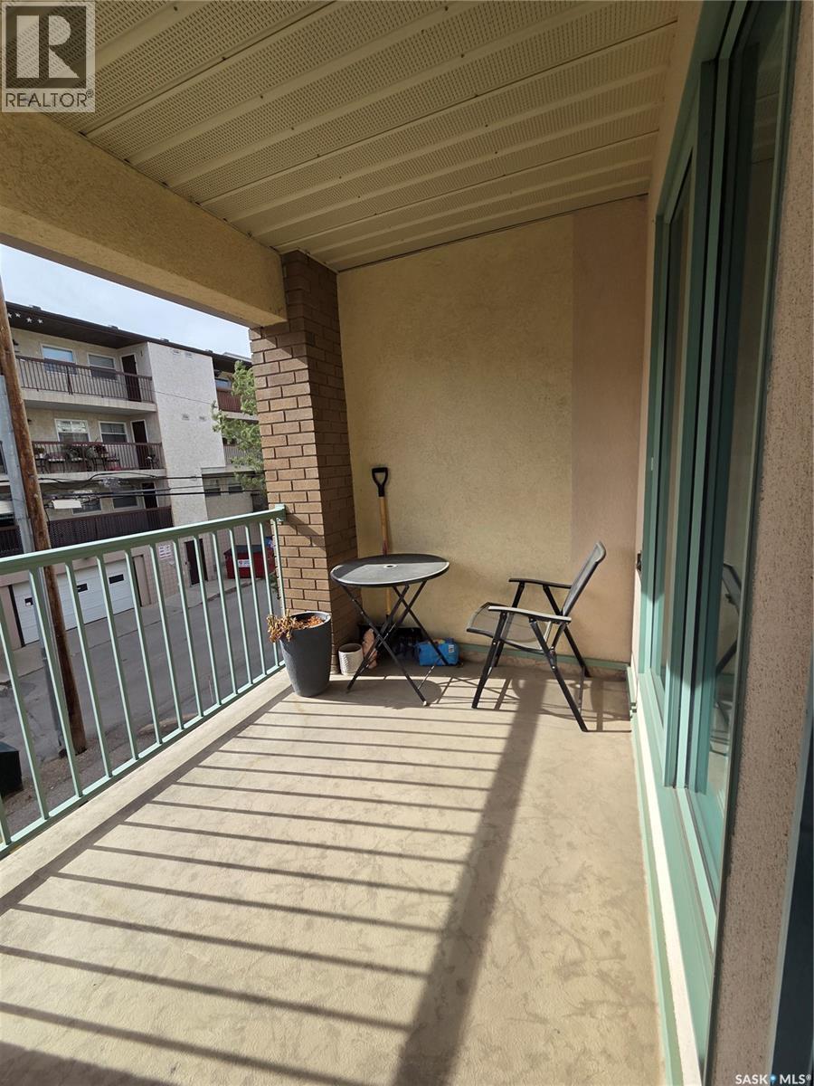 #205 2244 SMITH STREET - 12