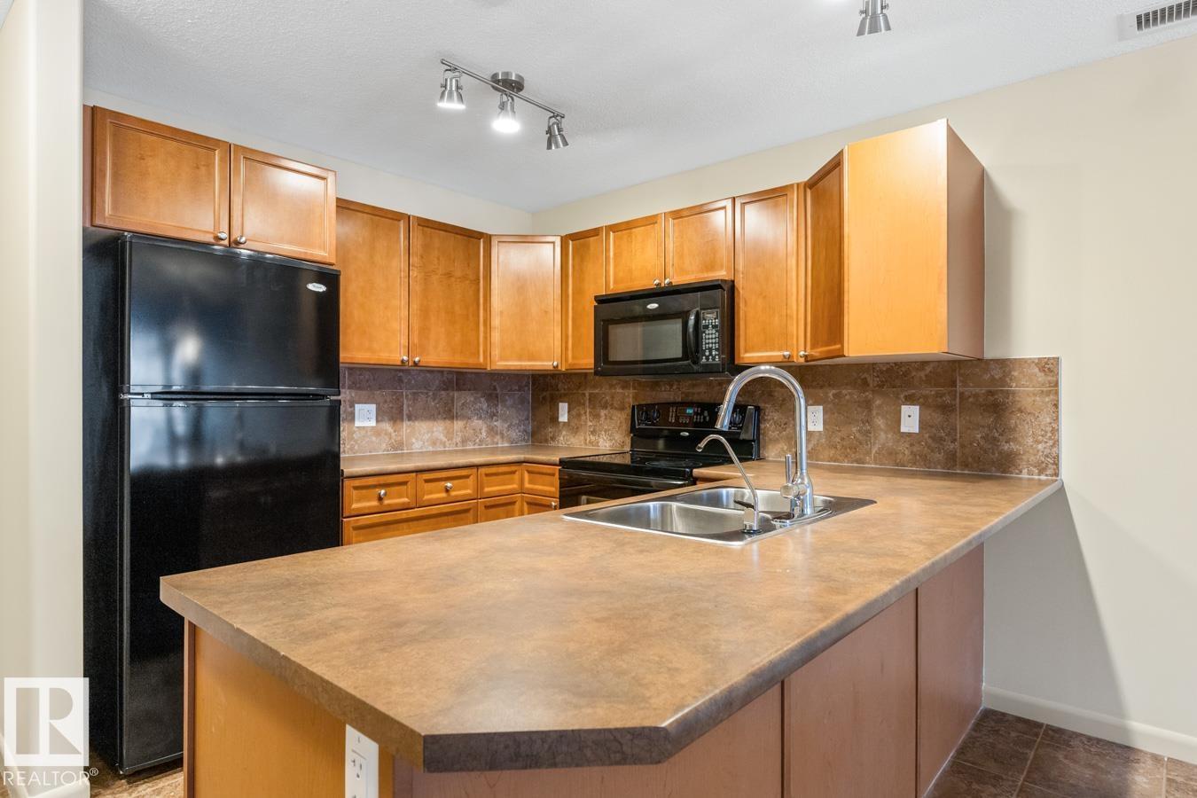 #228 400 PALISADES WY, Sherwood Park