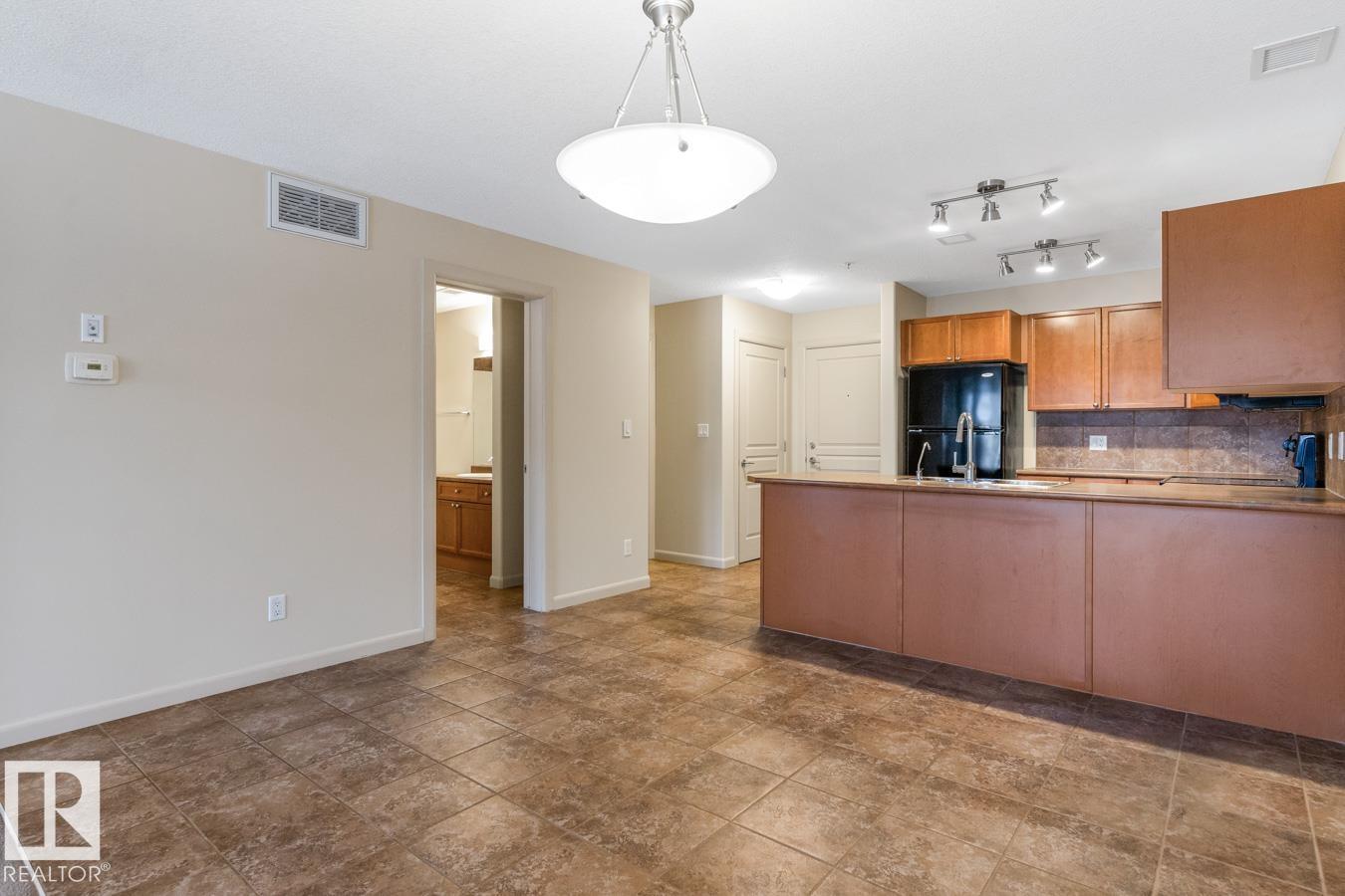#228 400 PALISADES WY, Sherwood Park