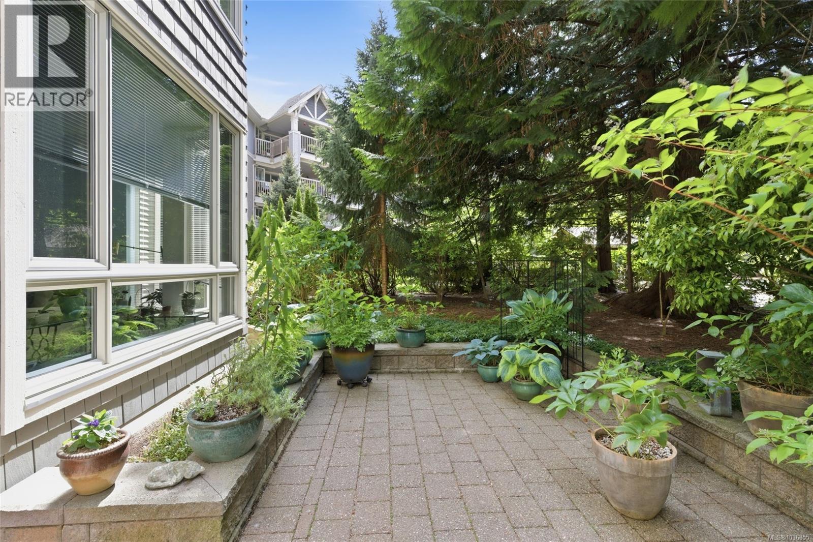 #114 5670 Edgewater Lane - 14