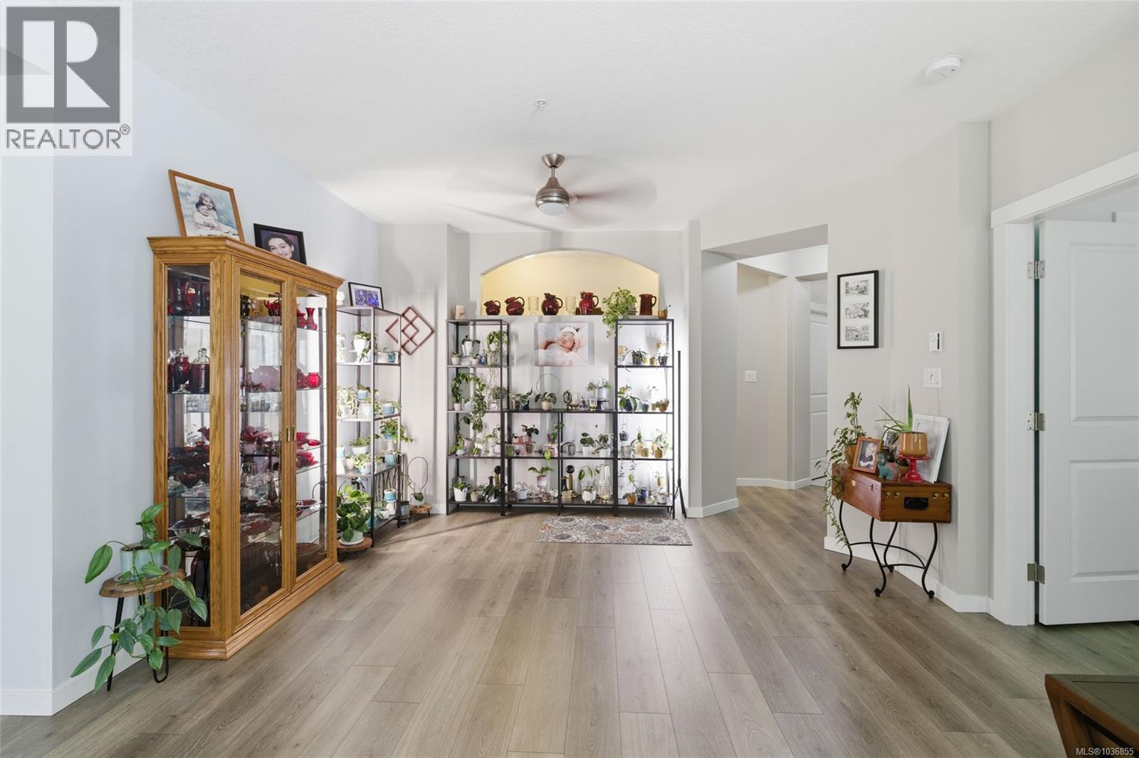 #114 5670 Edgewater Lane - 19