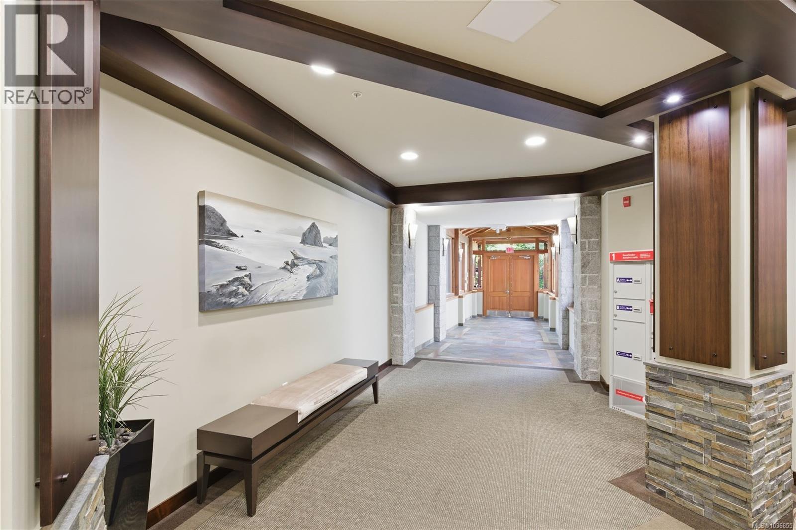 #114 5670 Edgewater Lane - 33