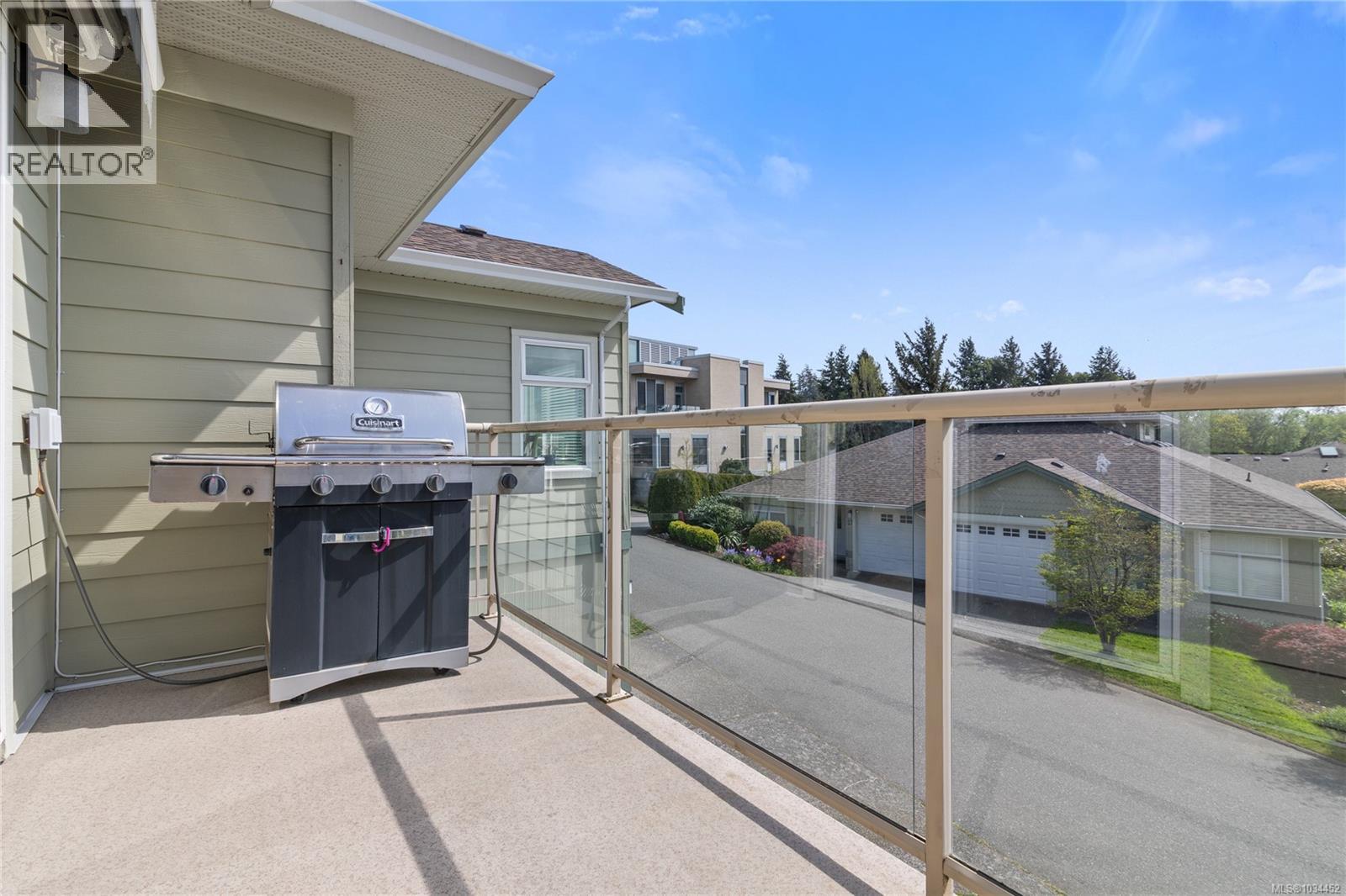 #22 126 Hallowell Rd - 28