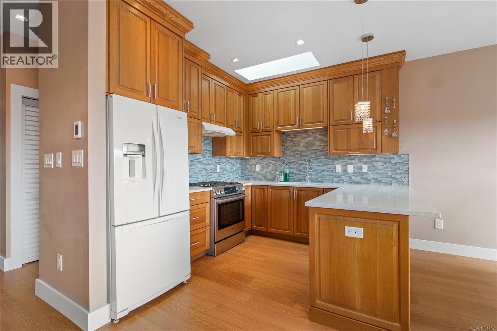 #22 126 Hallowell Rd - 8