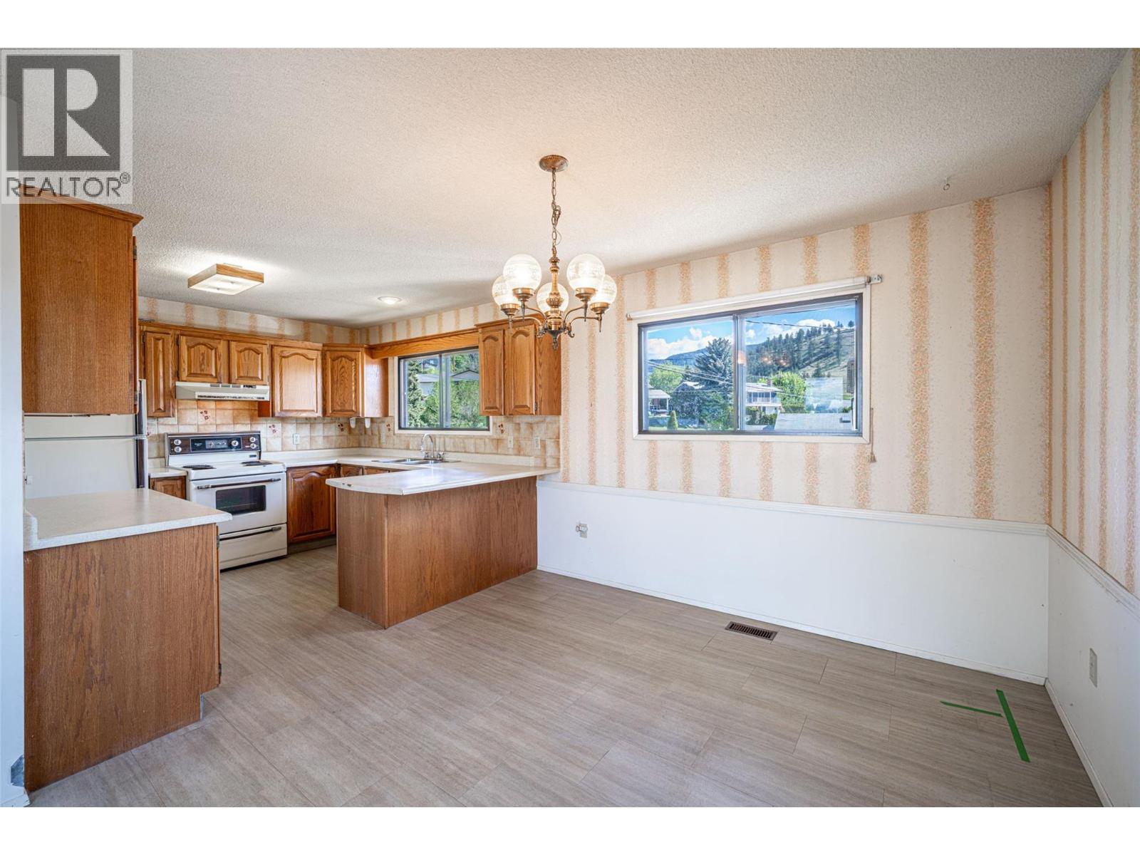 1272 St Clare Court - 9