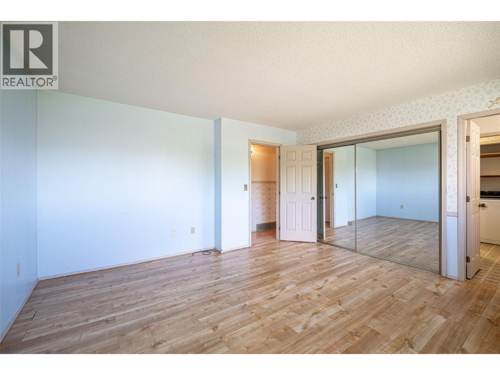 1272 St Clare Court - 17