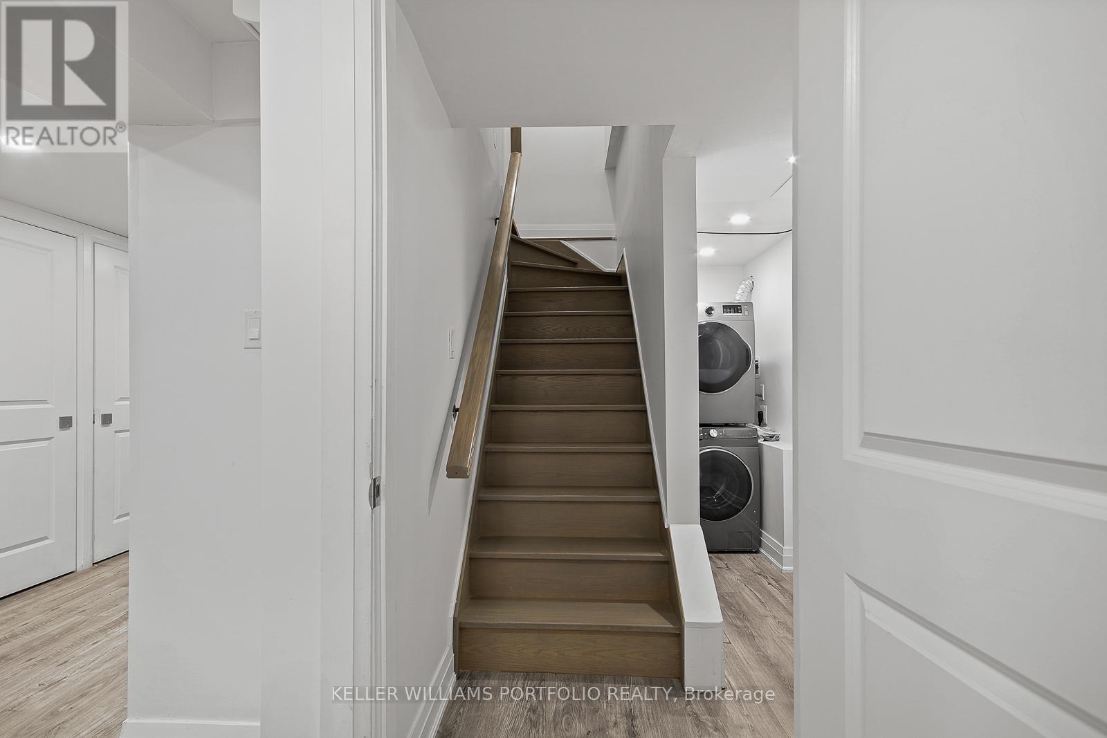 Listing photo of #1 (BASEMENT) - 35 HUMBERSIDE AVENUE
