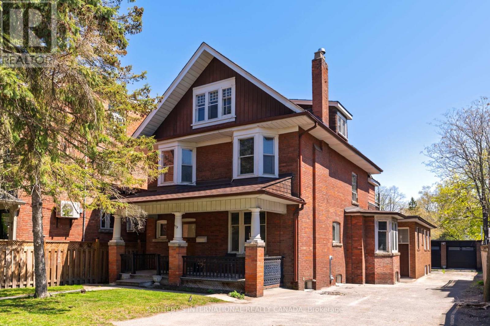 Listing photo of 579 INDIAN ROAD