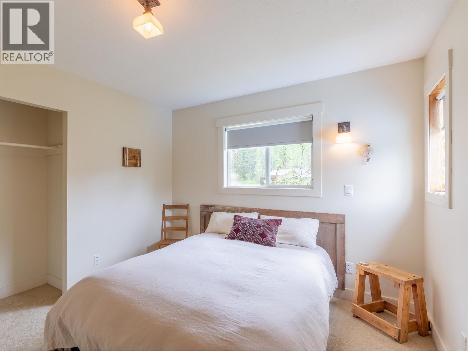 21471 TELKWA HIGH ROAD - 24