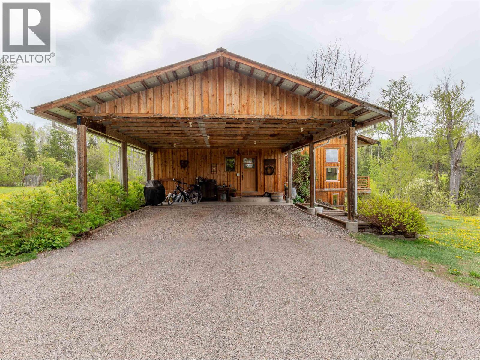 21471 TELKWA HIGH ROAD - 32