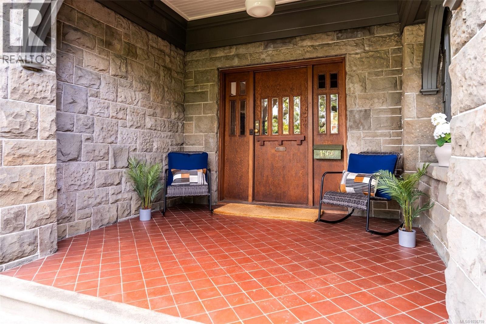 1566 Hampshire Rd - 5