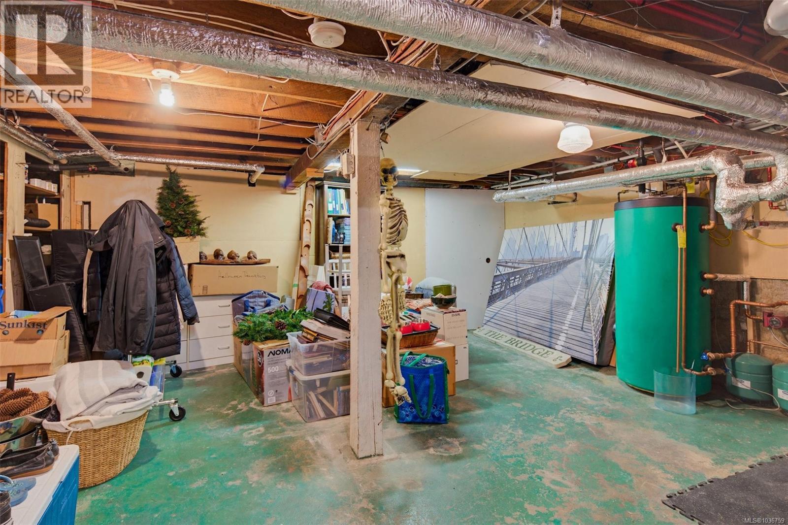 1566 Hampshire Rd - 56