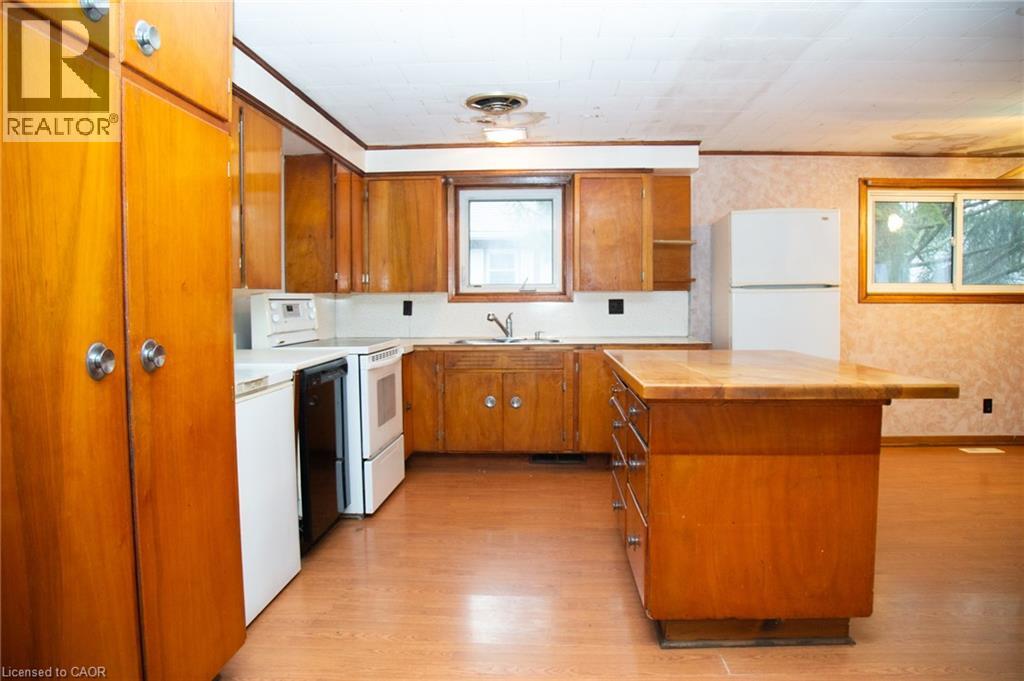 634 ST ANDREW Street - 11