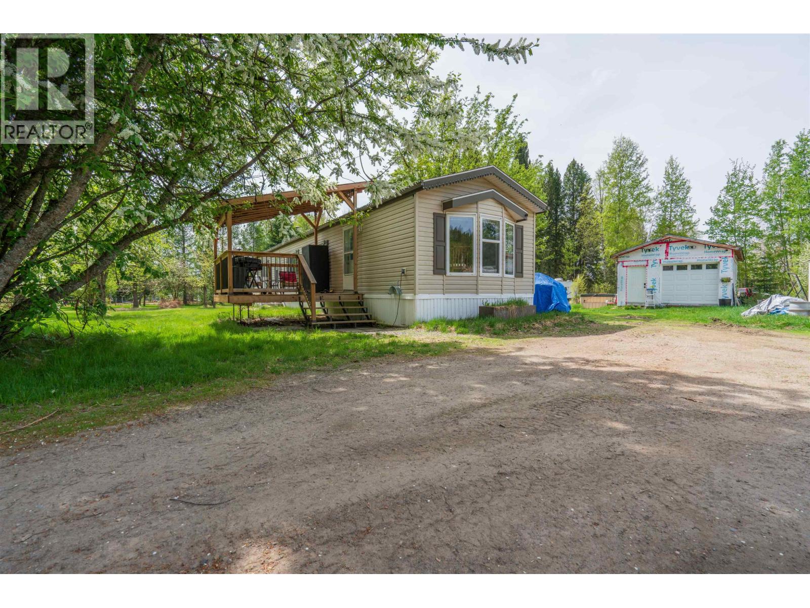 Kitchen of 32505 GRANT ROAD · Prince George, BC