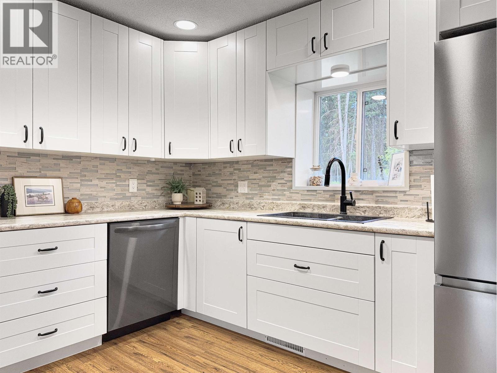 1341 HODGSON ROAD - 5