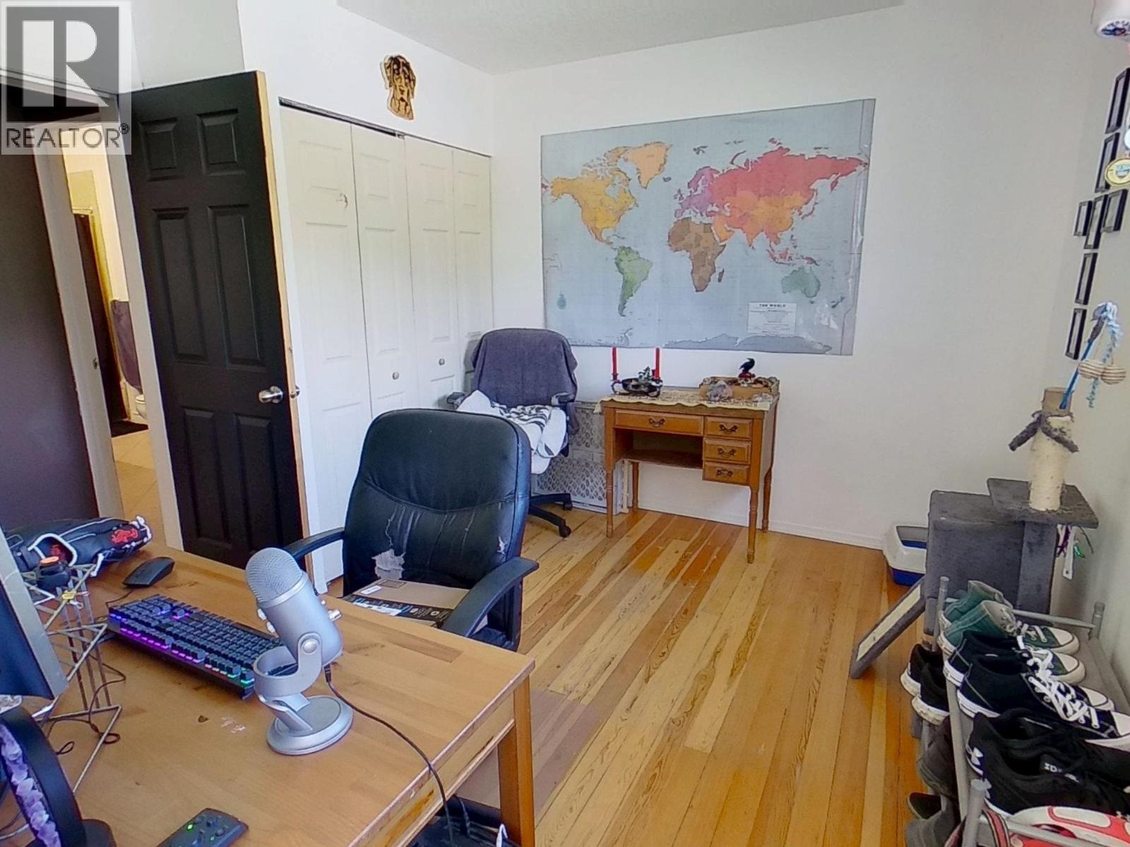 785 REID STREET - 13