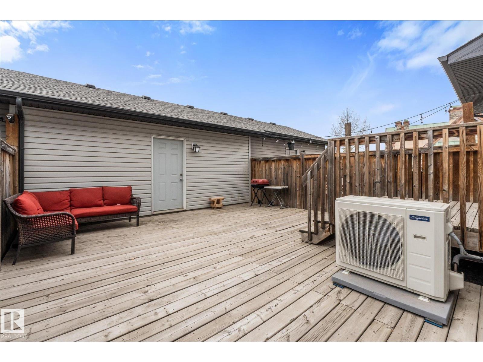 802 MCLEOD AV - 47