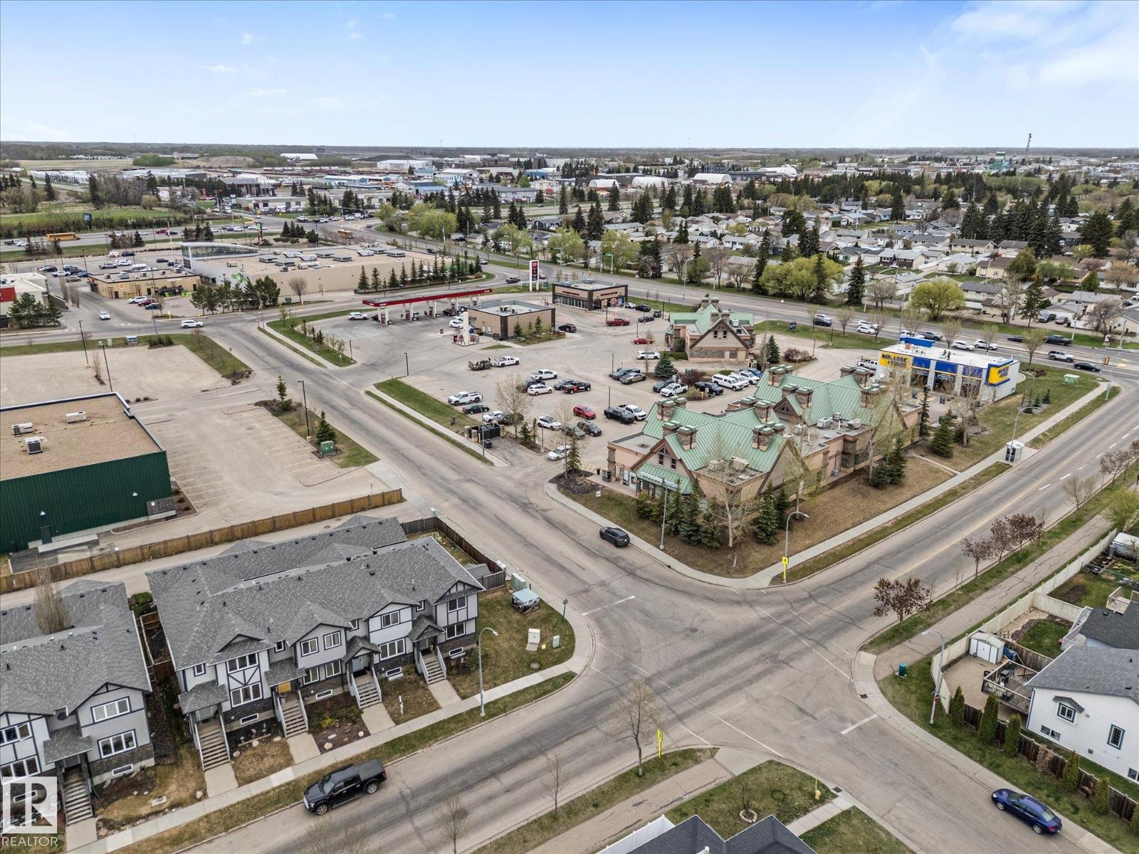 802 MCLEOD AV - 52