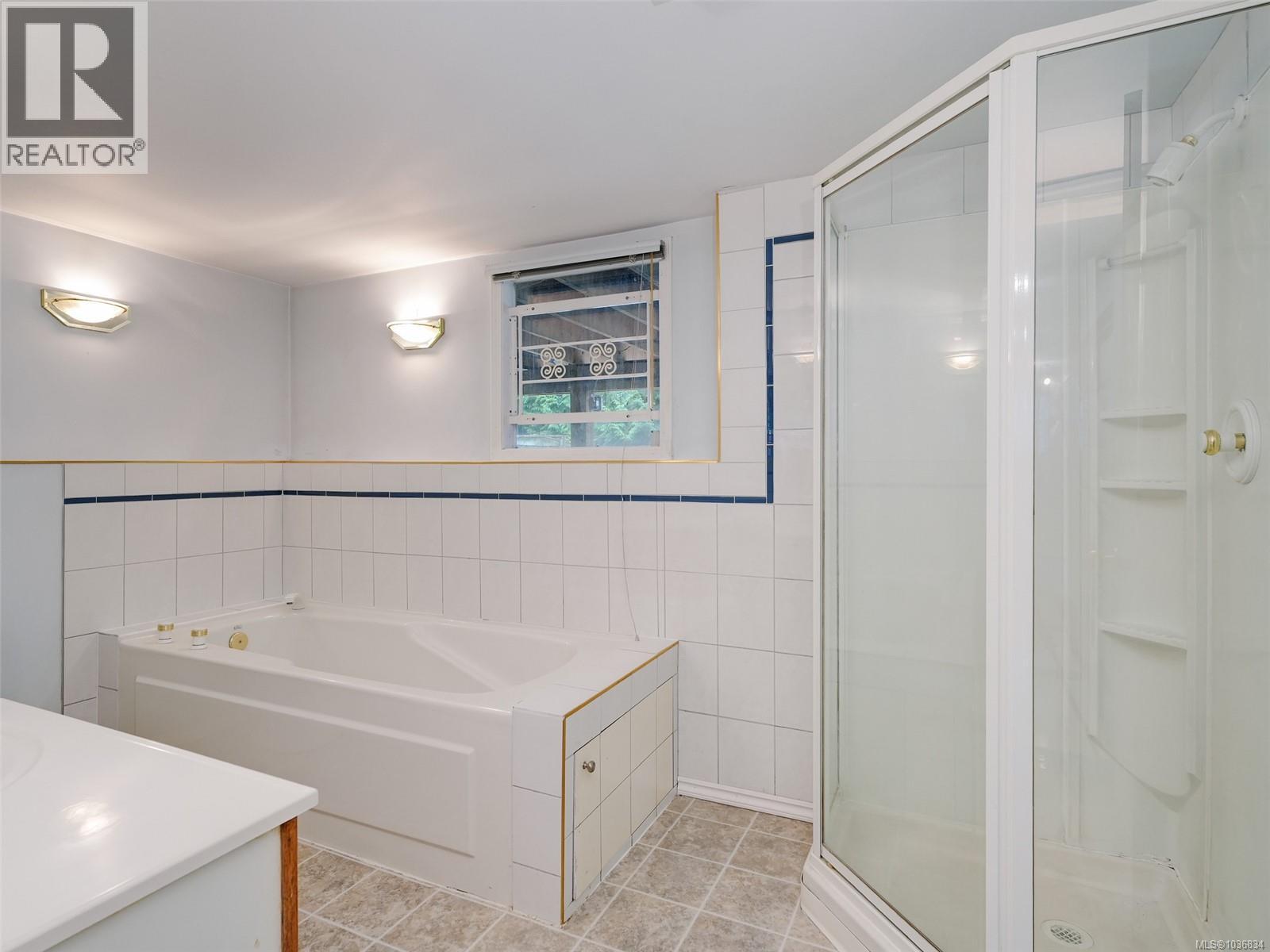164 St. Giles St - 19