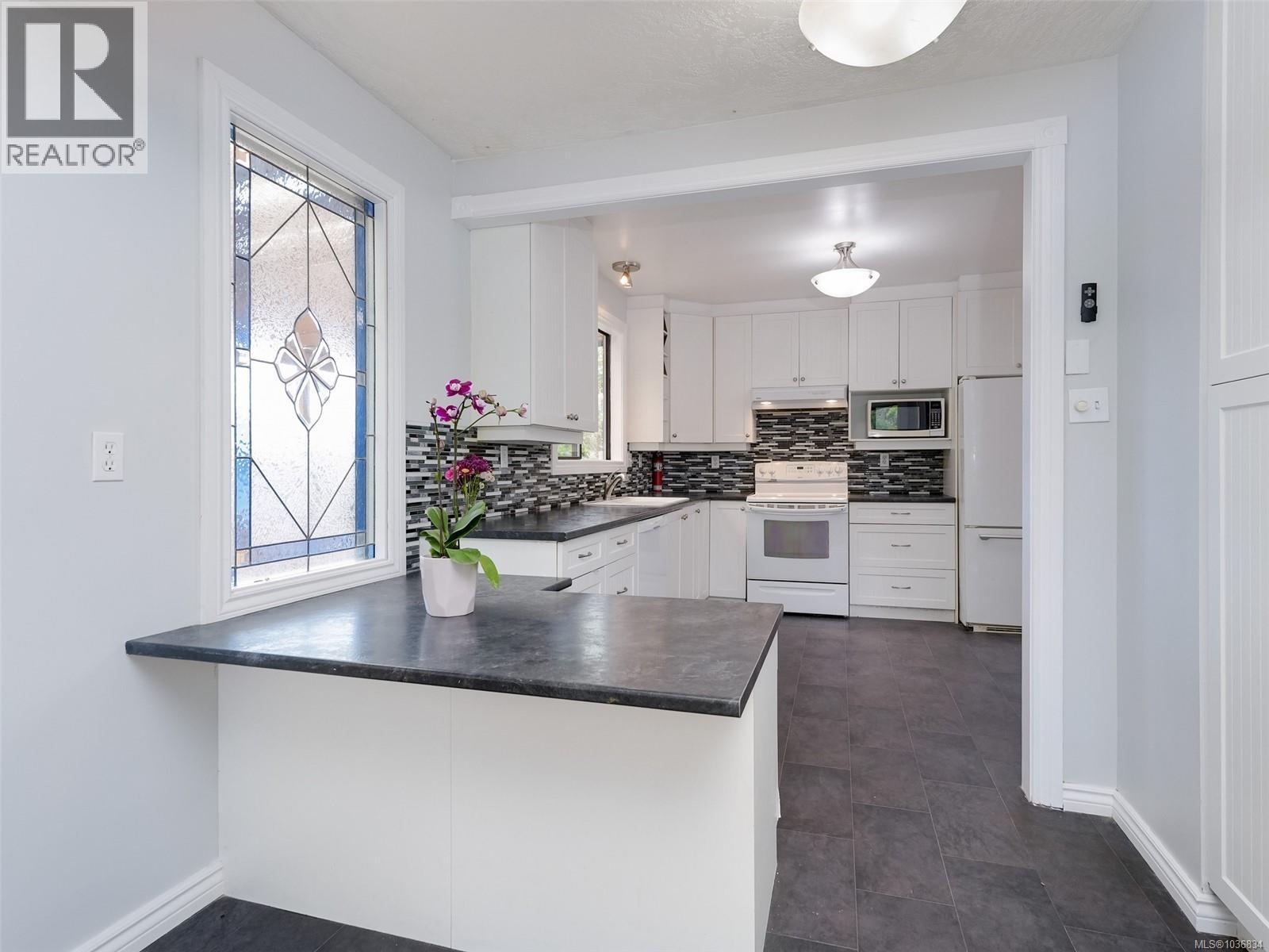 164 St. Giles St - 8