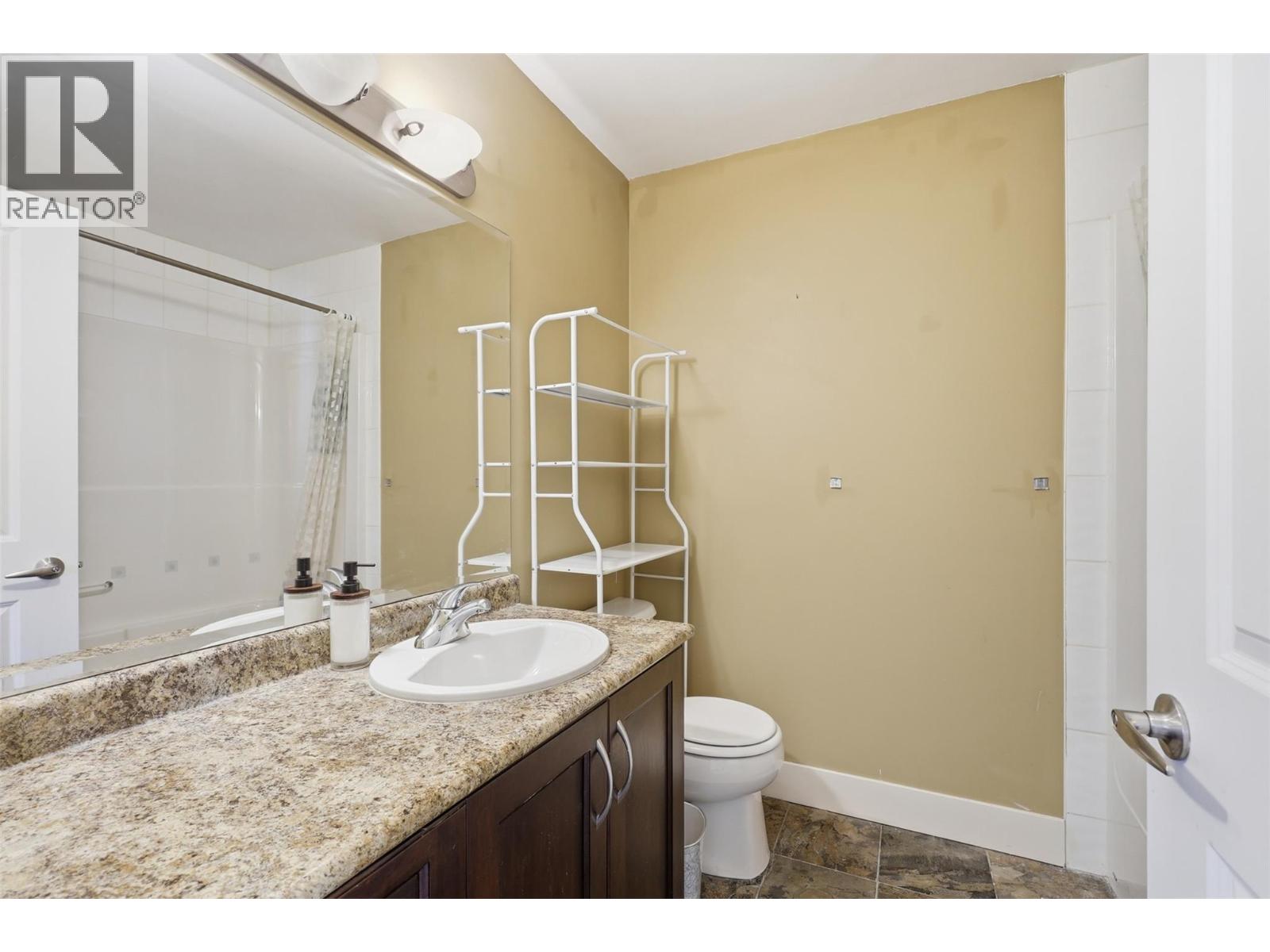 #59 2046 Robson Place - 29