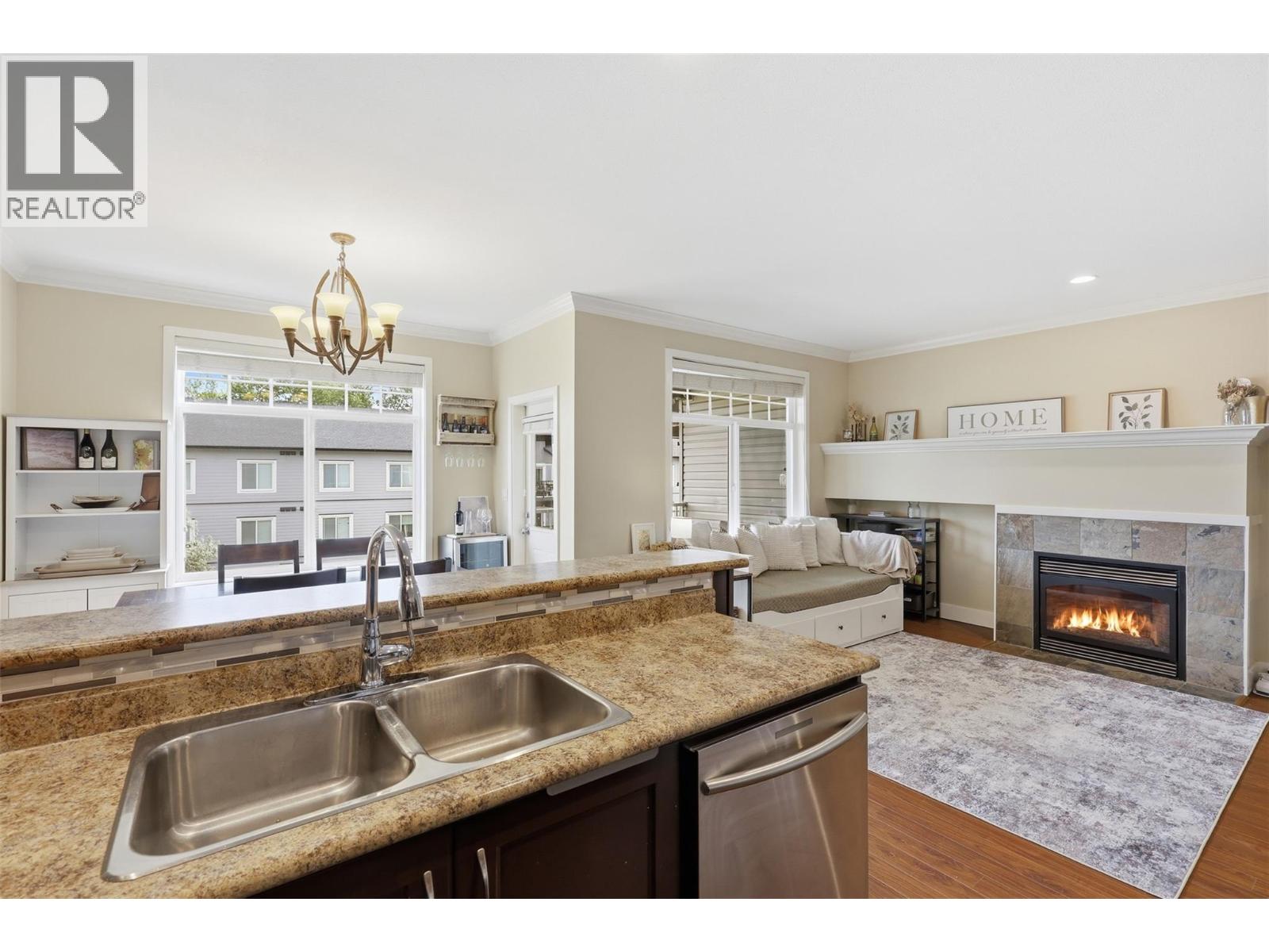 #59 2046 Robson Place - 13