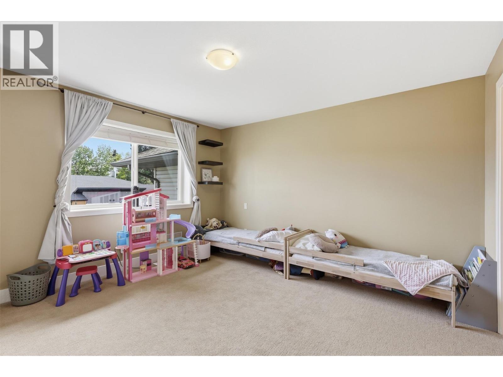 #59 2046 Robson Place - 23
