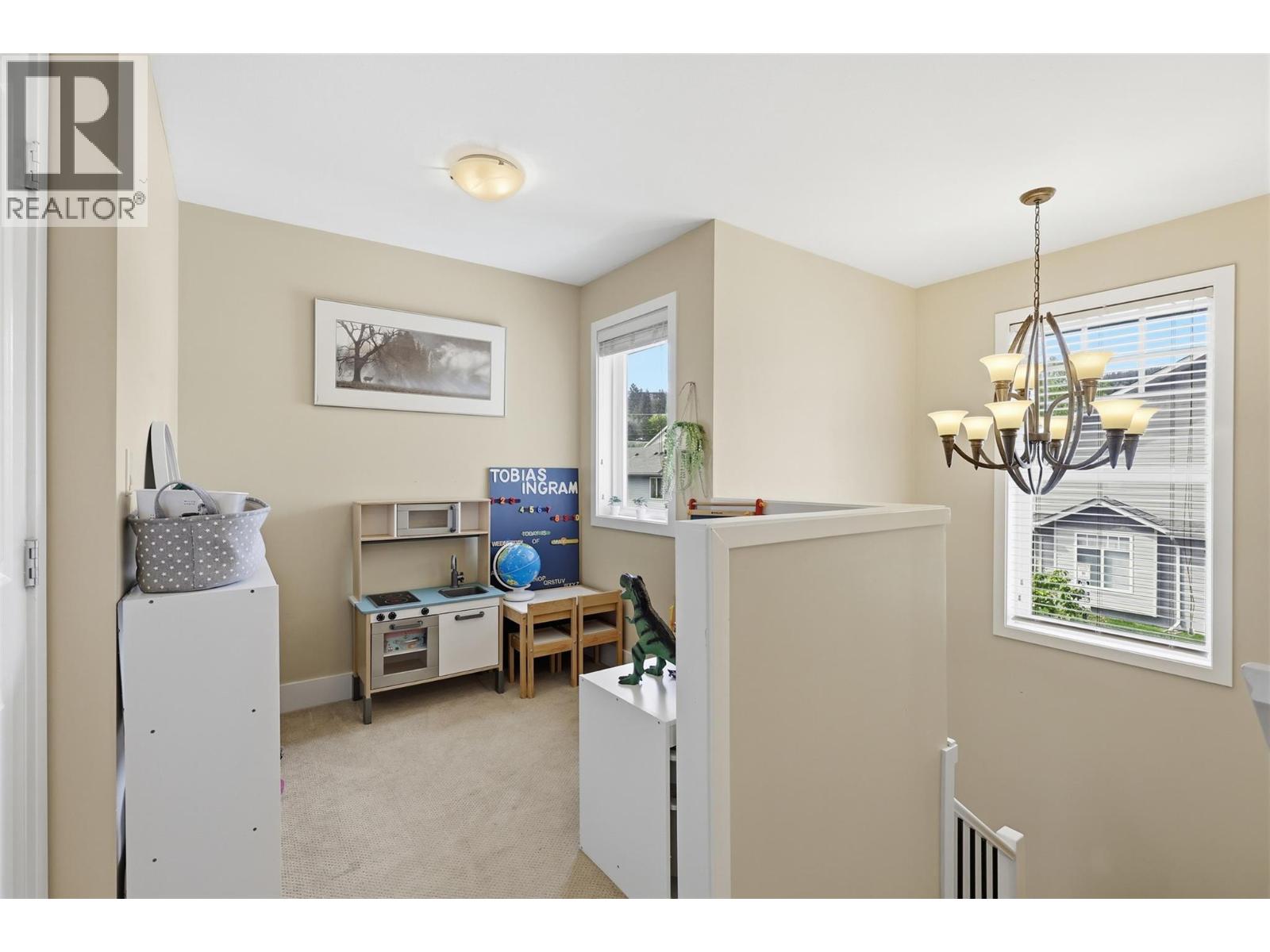 #59 2046 Robson Place - 21