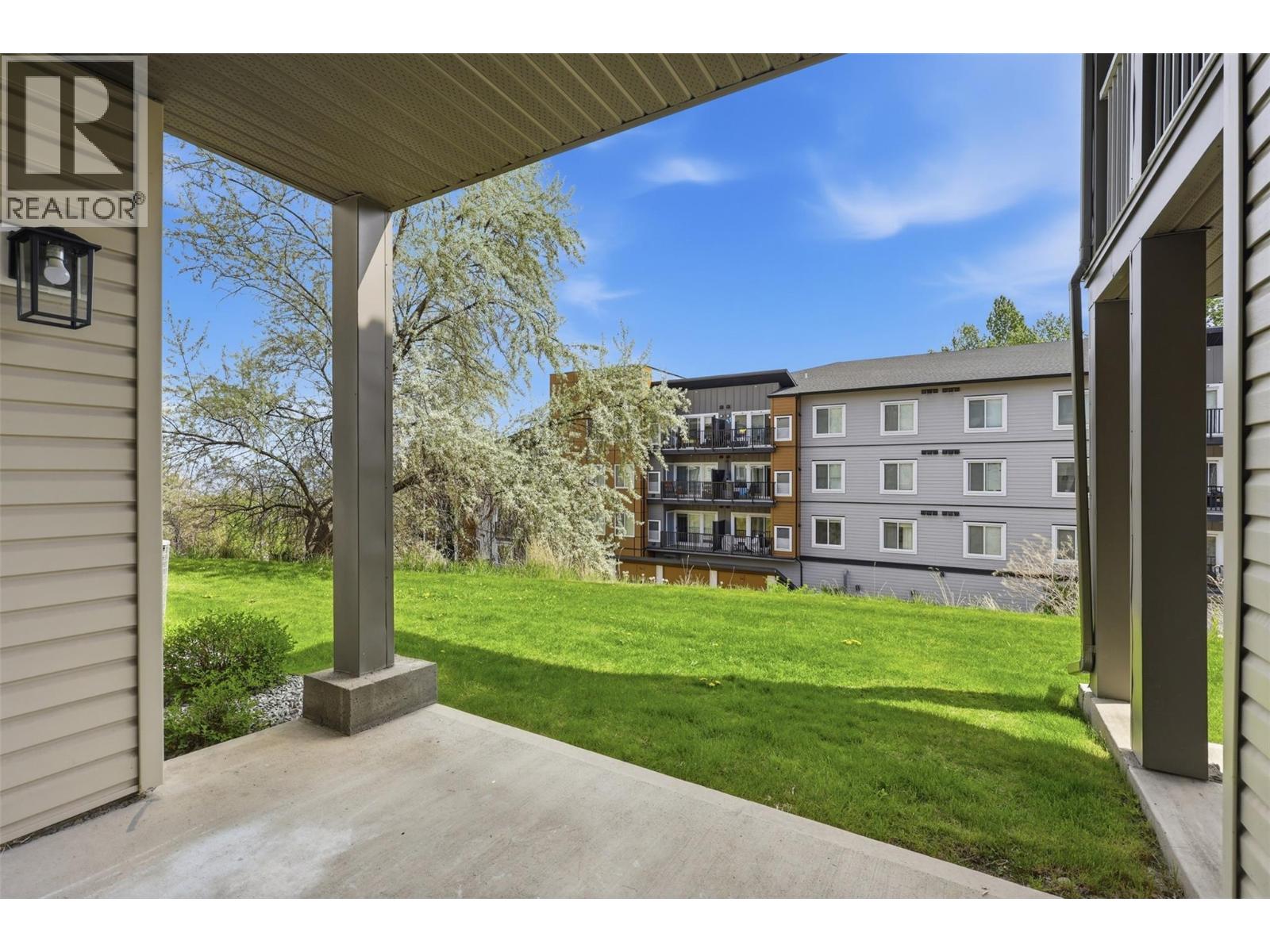 #59 2046 Robson Place - 42