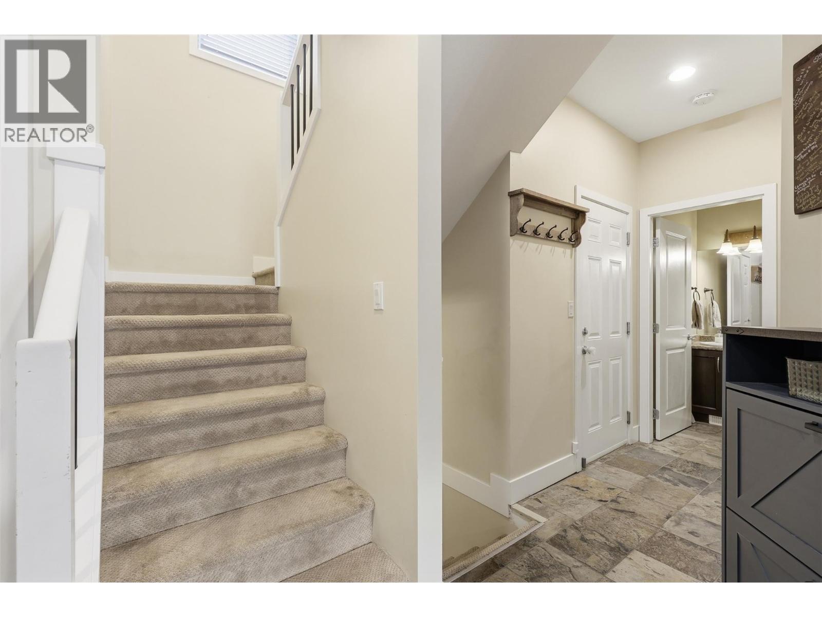 #59 2046 Robson Place - 20