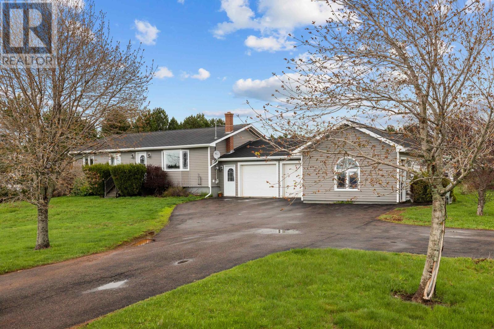 184 DEKKER Road - 3