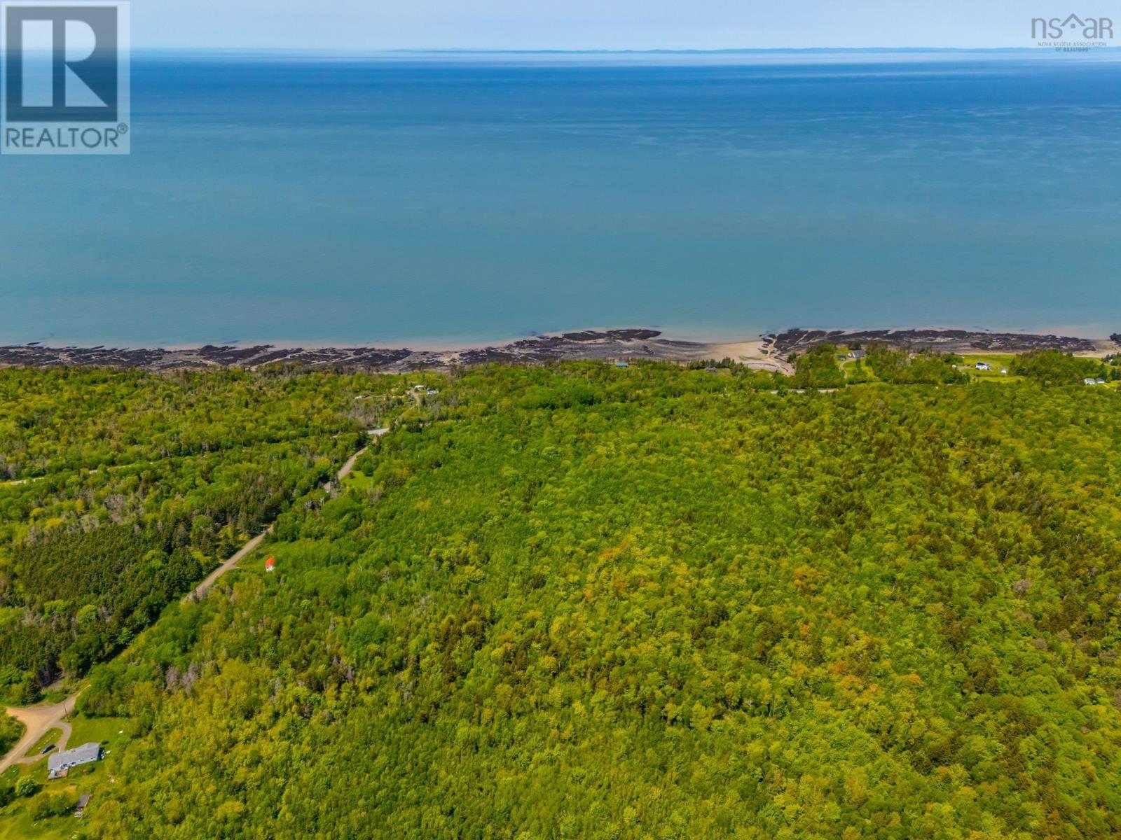 Property 4 of 9 of Lot Shore Road W