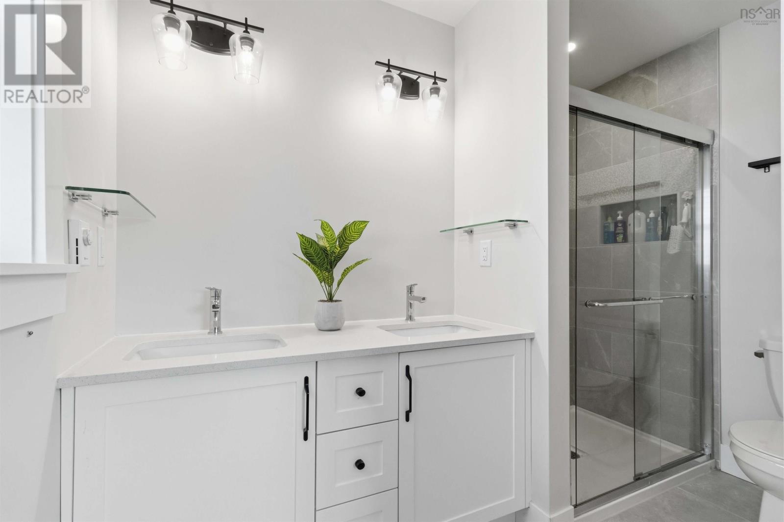 29 Sam Crescent - 27