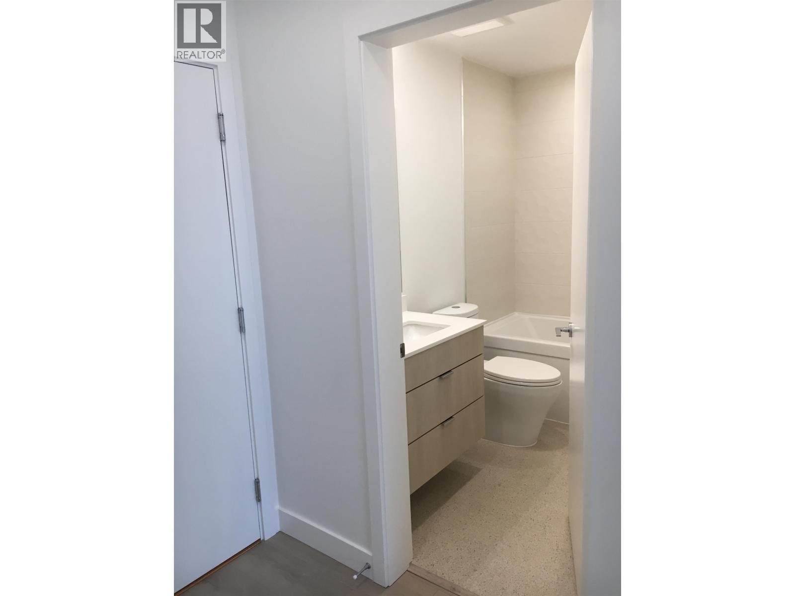 101 2463 RABBIT DRIVE, Tsawwassen