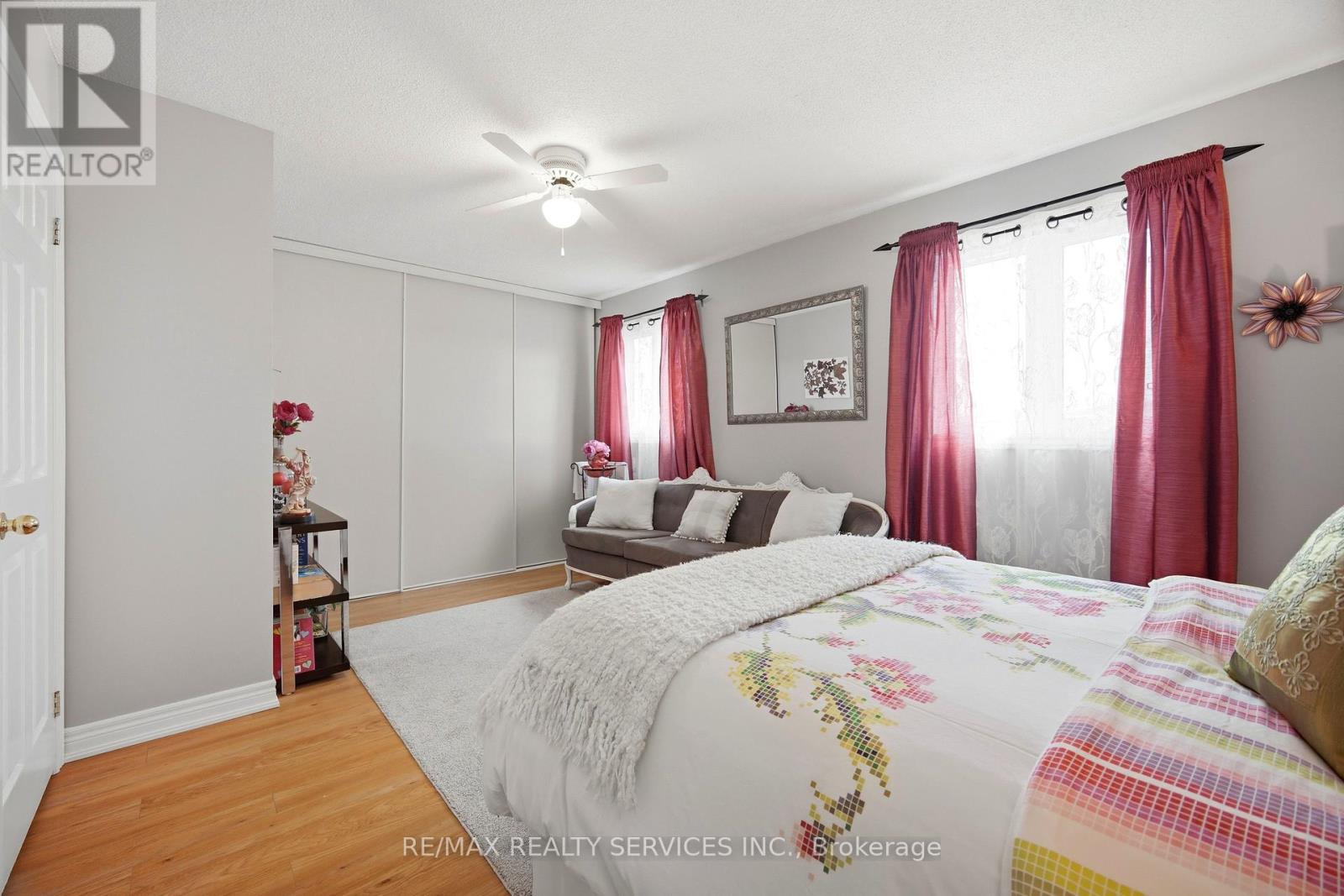 17 METZAK DRIVE - 20