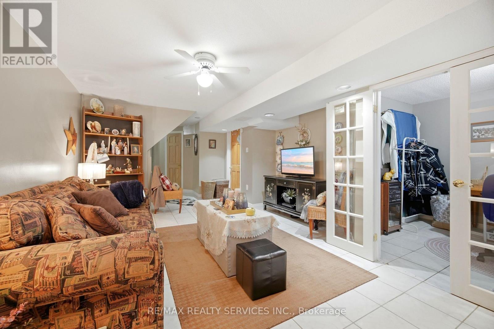 17 METZAK DRIVE - 31
