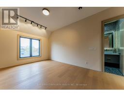 34 Wigan Crescent, Toronto, ON M3H3A4 Photo 23