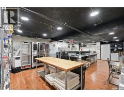 245 3rd Avenue S, Saskatoon, SK S7K1M4 Photo 36