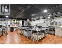 245 3rd Avenue S, Saskatoon, SK S7K1M4 Photo 38