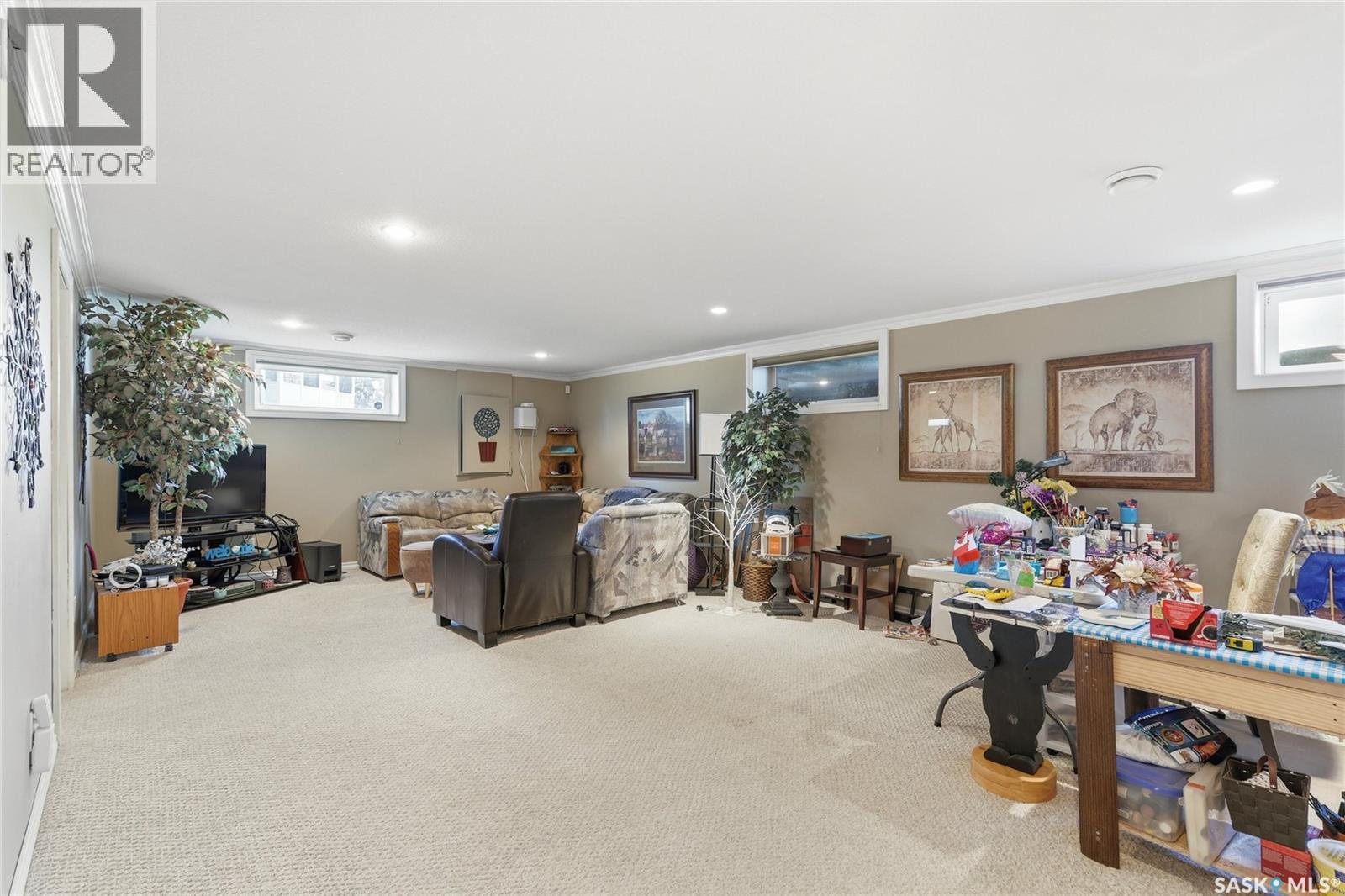 #2827 Meadow Park CRESCENT E - 21